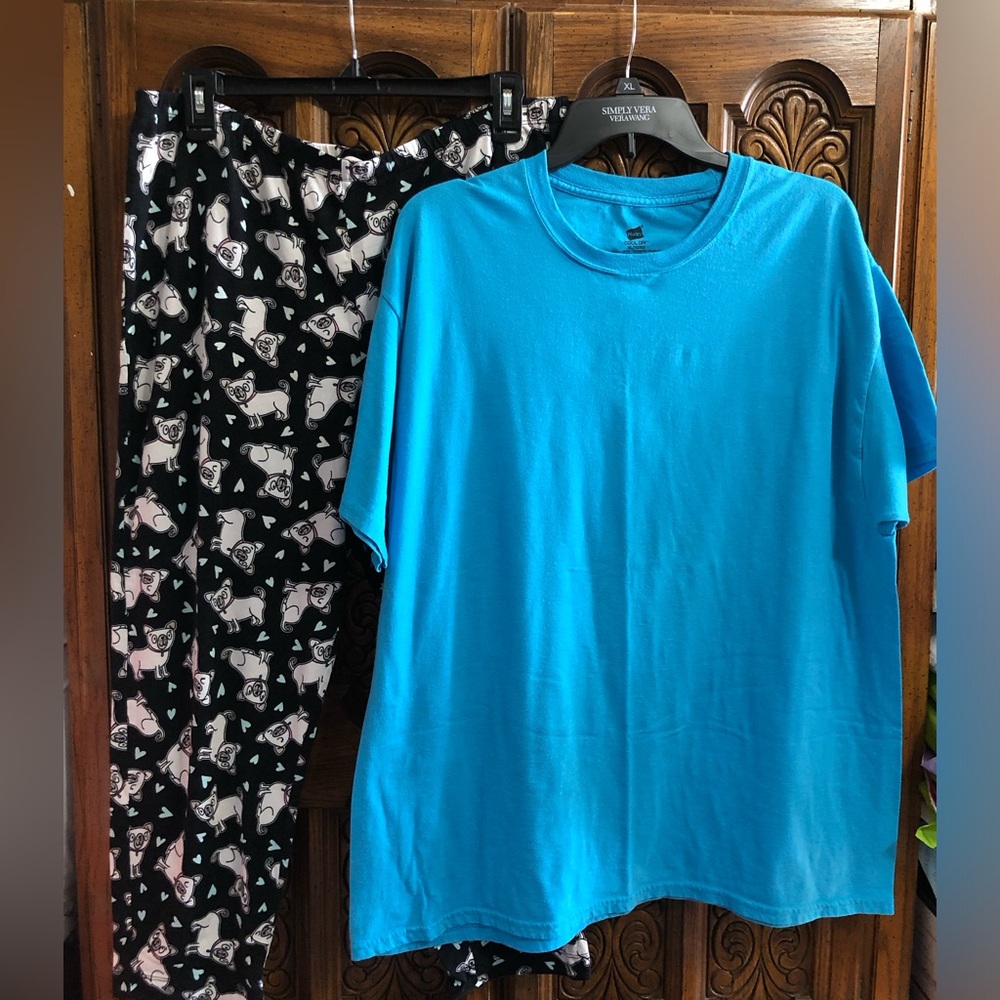 Woman’s 2 piece pajama set